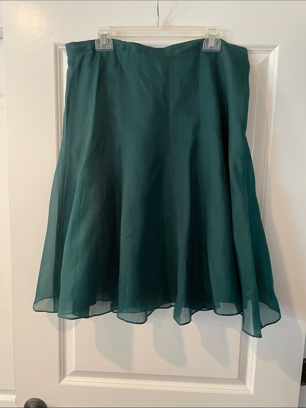 Women’s Emerald Green A-Line 100% Silk Skirt
